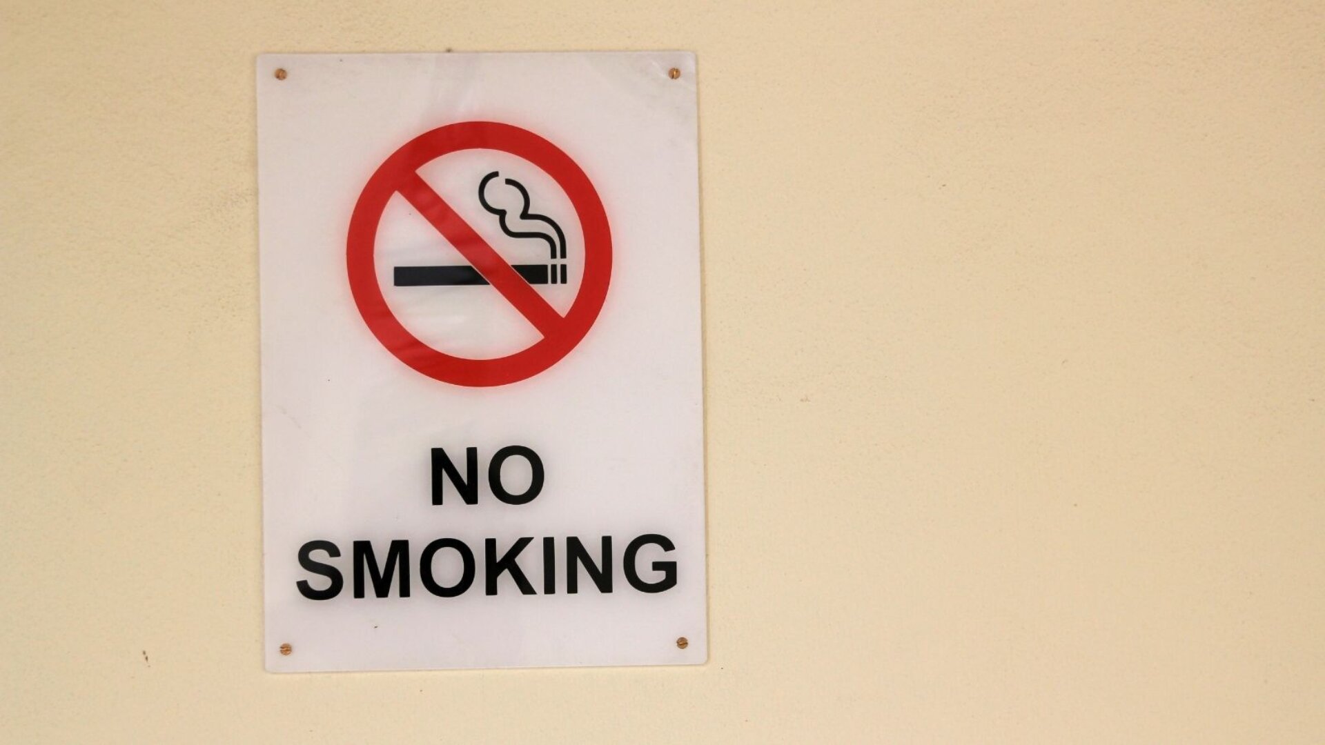ban on cigarettes uk Smokefree Legislation ban on cigarettes uk Smokefree Legislation